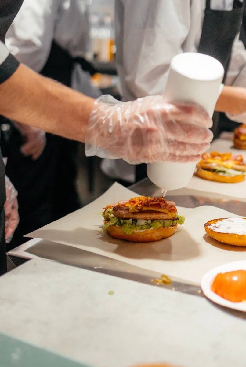 Restoran Bystrogo Pitaniya Mister Burger-9